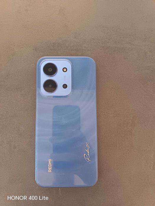 Продавам чисто нов Xiaomi Redmi 15C