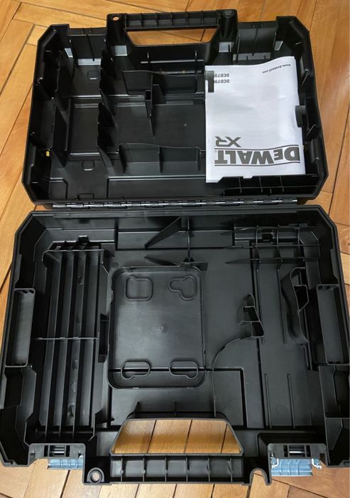 Geanta/Valiza DeWALT, dedicata pentru DCD791 (sau similare DCD795 / DCD796), NOUA, originala.