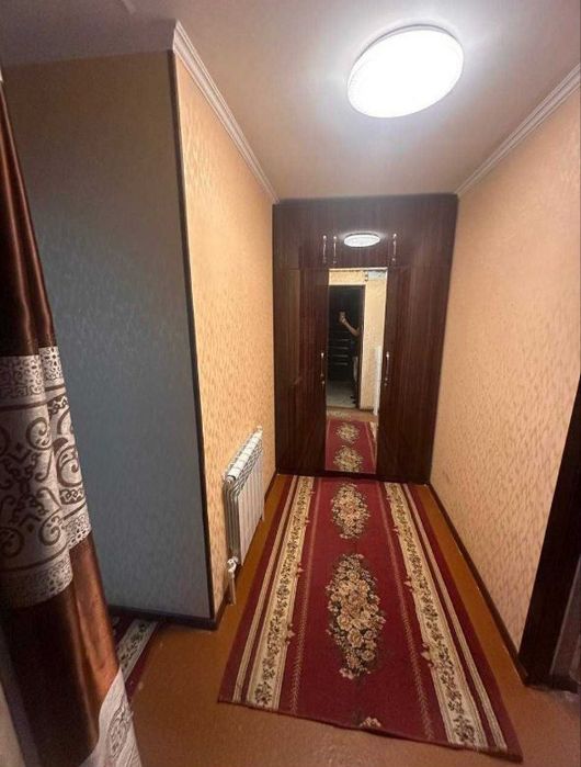 Uy sotiladi. Aeroport yoʻlida: Buyuk Turon mahallasida.