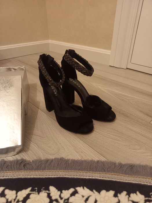 Qora zamsh basanoshka turkiya