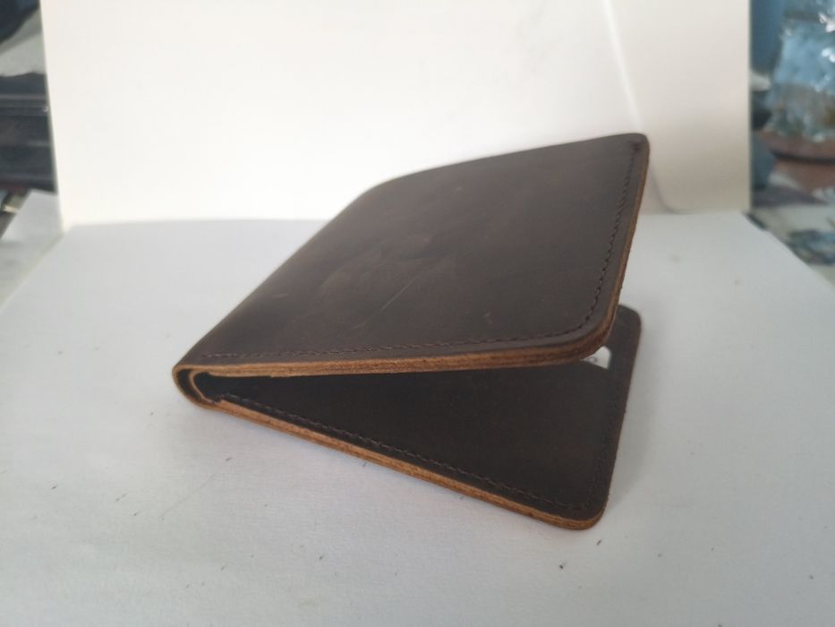 Portofel handmade din piele naturala de bovina maro închis