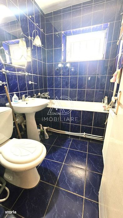 Apartament 3 camere, decomandat, strada Energeticienilor, zona 8 Mai