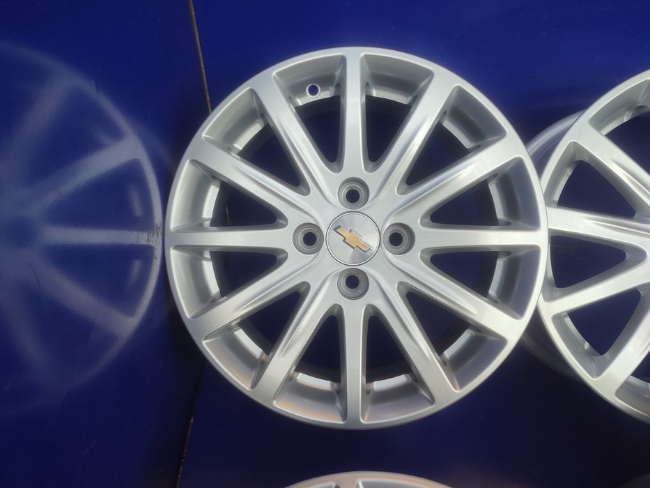 Диски на Chevrolet Cobalt. Новые,