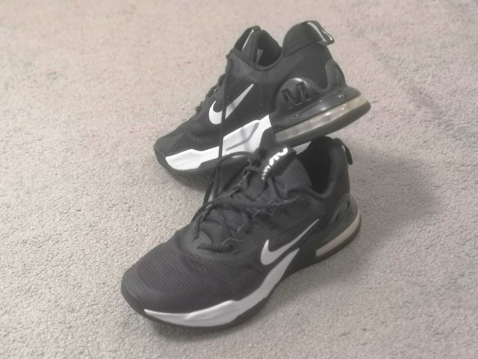 Оригинални маратонки, работни и туристически обувки - Adidas, Umbro...