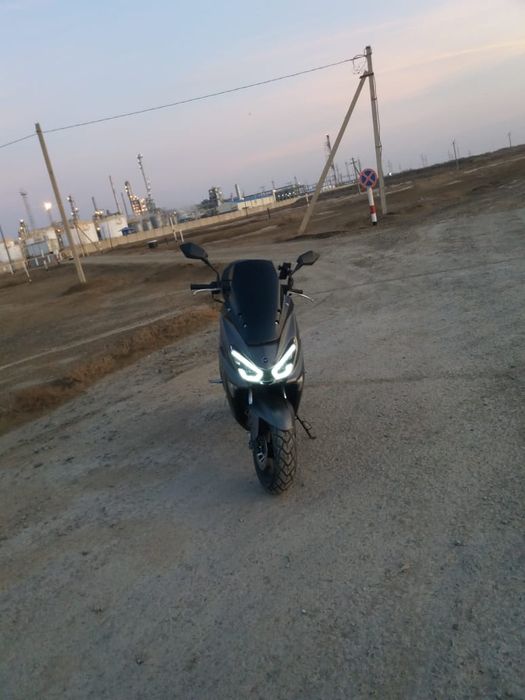 Скутер макси 175 куб