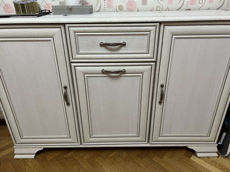 Камод белоруский серый