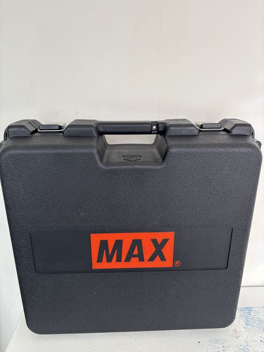 Pistol Max GS 738C  Cuie Beton Nou Nefolosit !