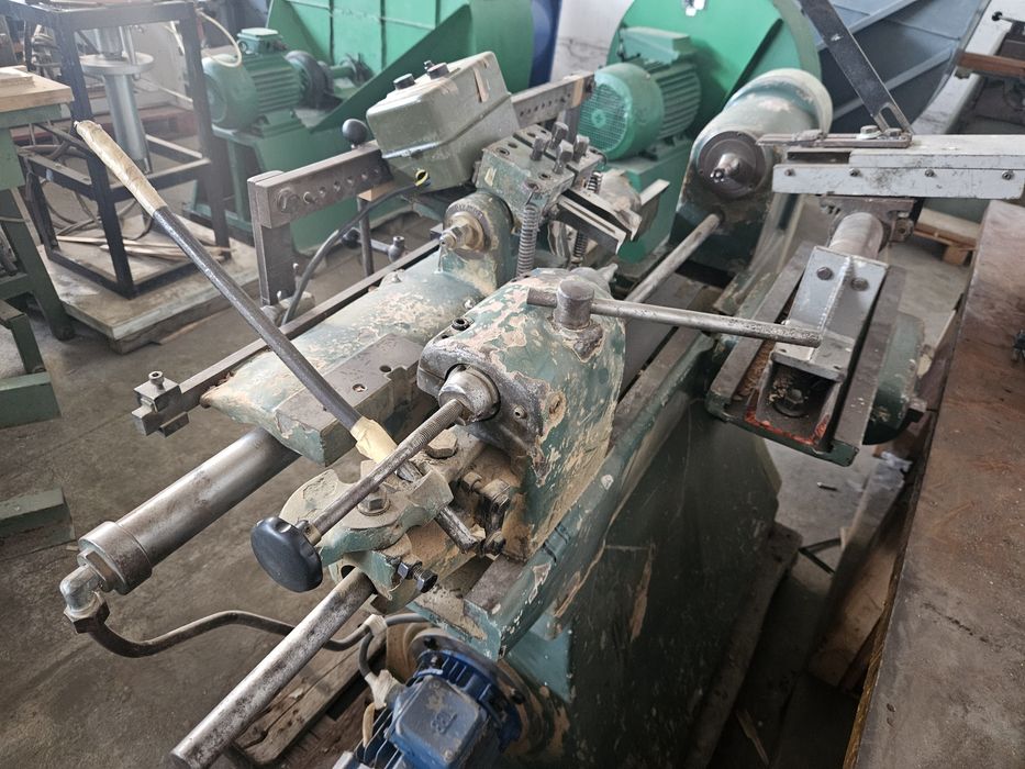 хидравличен копирен струг 600мм.