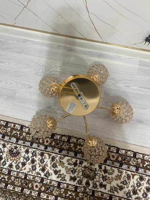 Жақсы жағдайдағы люстра сатылады