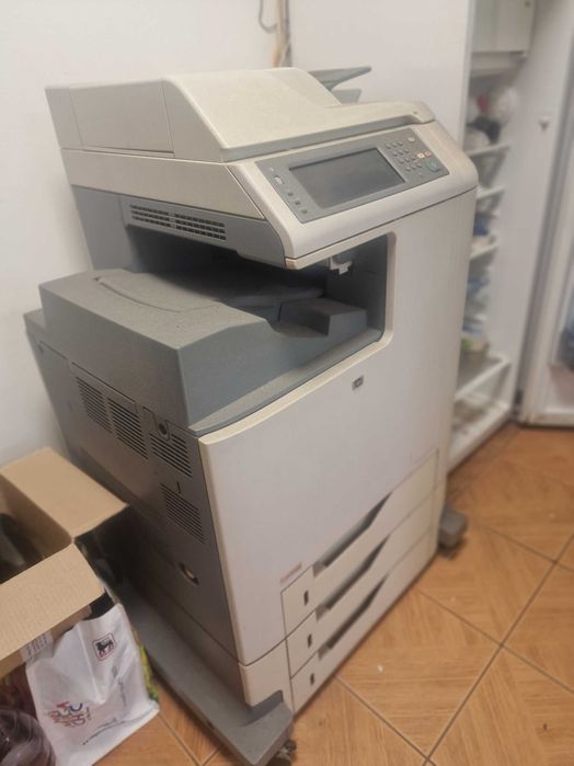 Imprimanta  HP Color Laser Jet CMA4730 MFP