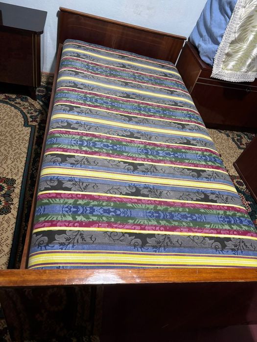 Односпальные Кровати б/у