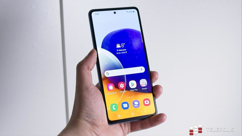 Продам Samsung A72 White