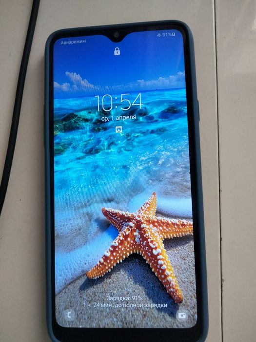 Продам сотовый телефон Samsung A20s