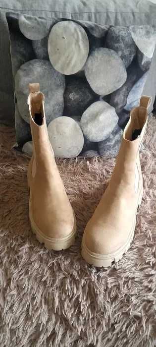 Botine / cizme femei - NOU