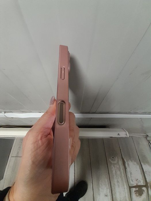 Телефон iPhone 16 pro