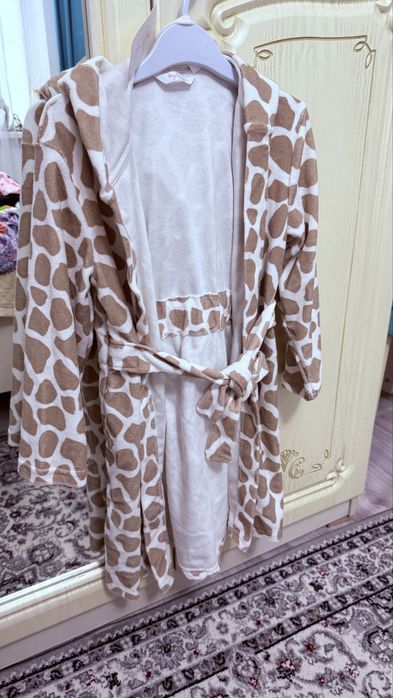 Продам халат детский