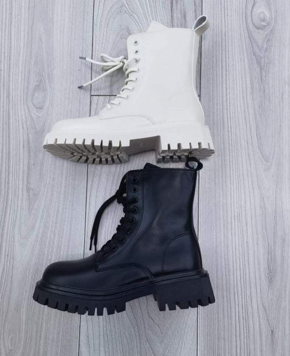 Imbracaminte incaltaminte noua cu eticheya