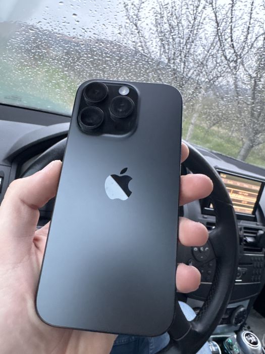 Iphone 16 pro (с гаранция)