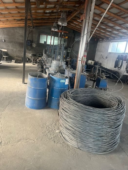 Se vinde fabrică de cuie