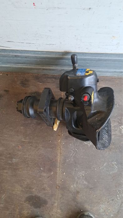 Теглич за камион RINGFEDER