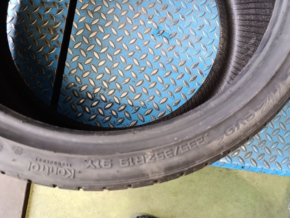 Нова гума Hankook 235/35/19 Ventus V12 Evo 2