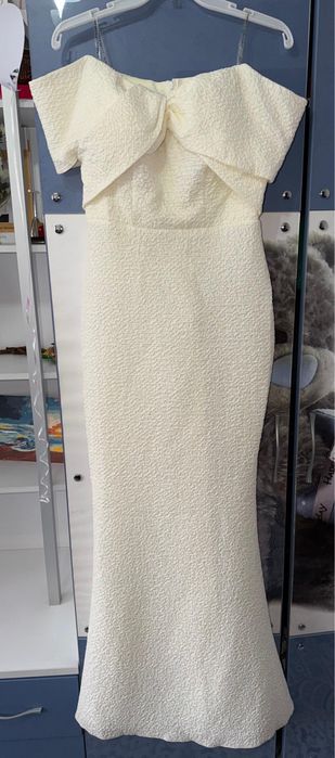 Вечернее женское платье