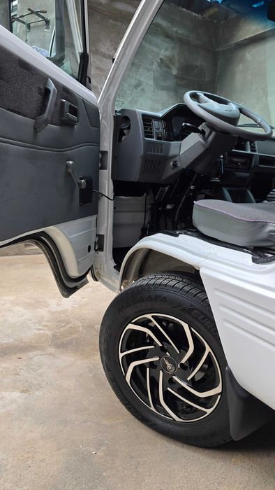 Damas srochno sotiladi