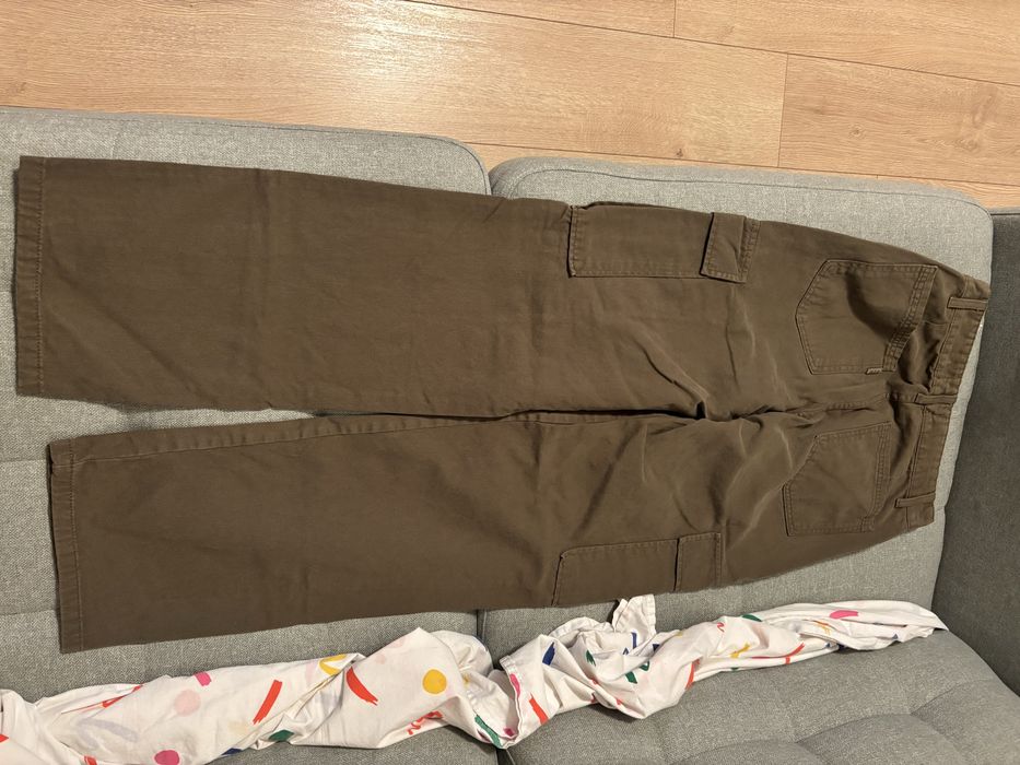 Vand pantaloni dama Stradivarius
