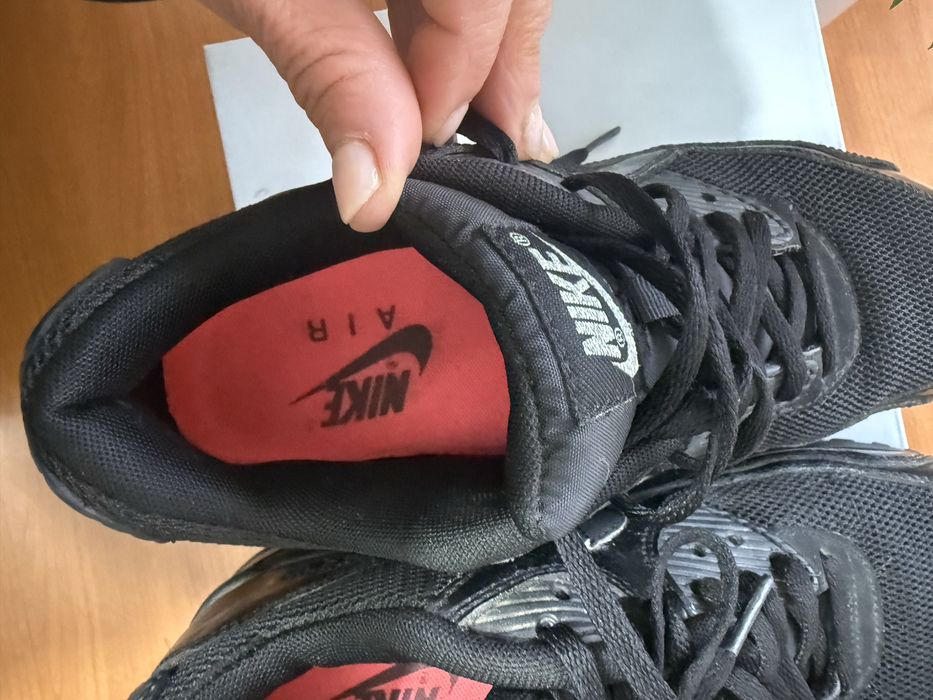 Adidasi din piele Nike