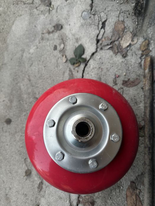 Бачок бак расширительный