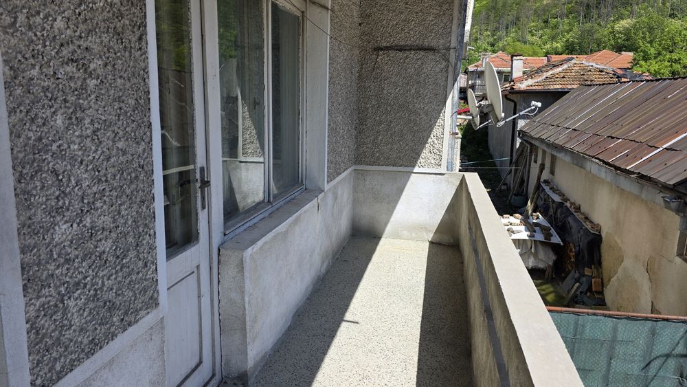 Продава се Многостаен апартамент в Провадия - 240 кв.м за 338 €/кв.м - Снимка #17