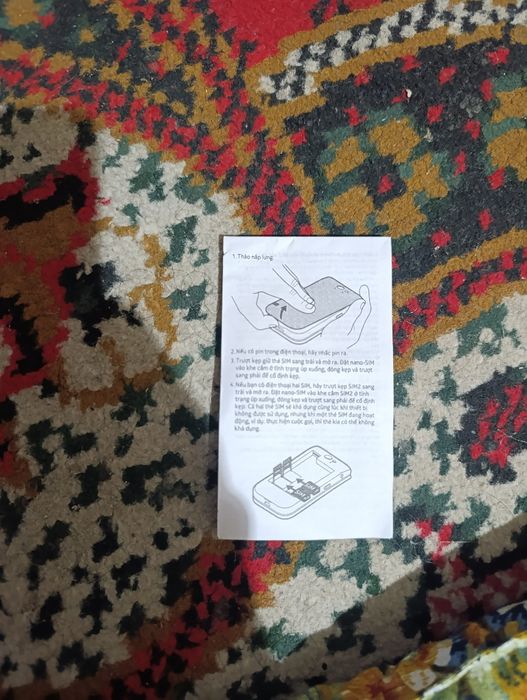 Nokia 2720 Flip 4G yangi