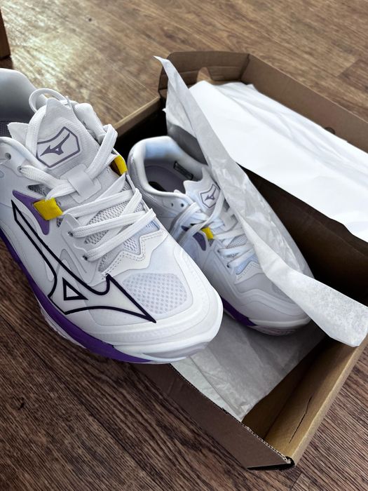 Кроссовки оригинол