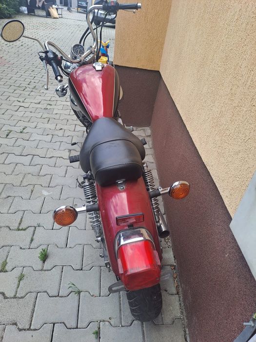 Motocicleta Yamaha Virago