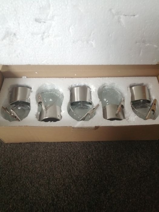 LED лампи за градина и факли