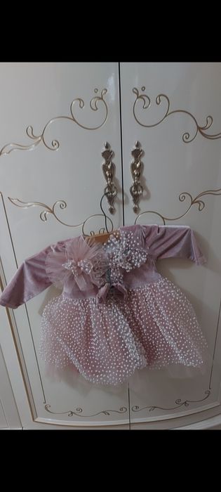 8 rochite 0-12 luni 600