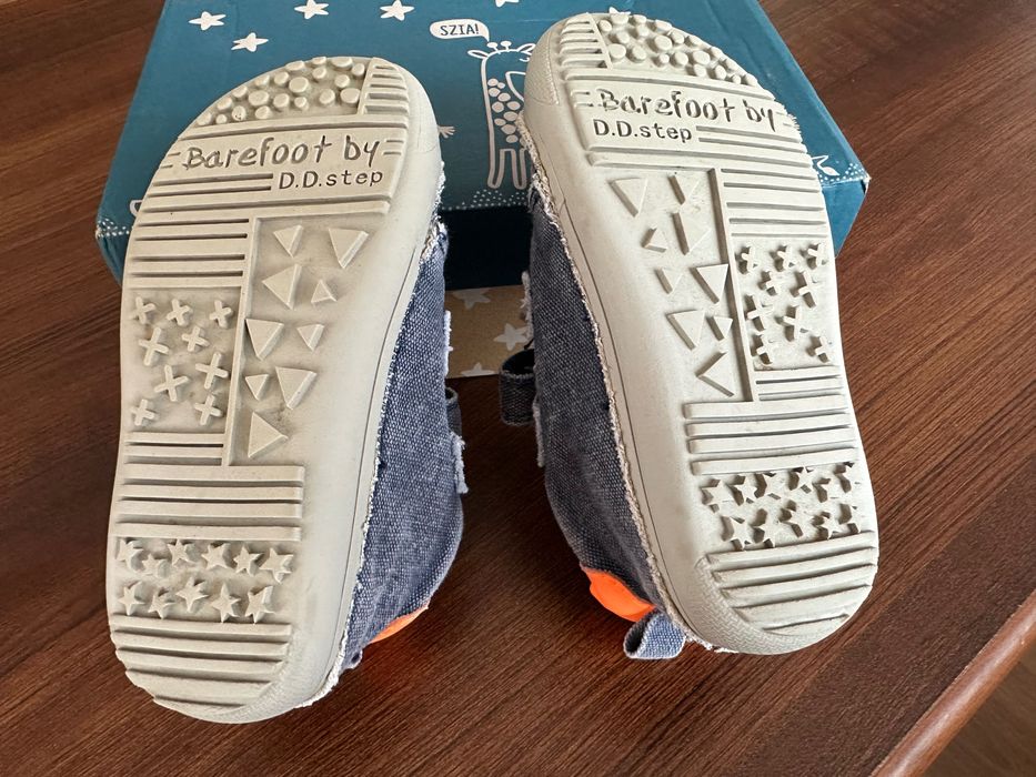 Pantofi D.D. step, mărimea 26, băieți, purtați puțin