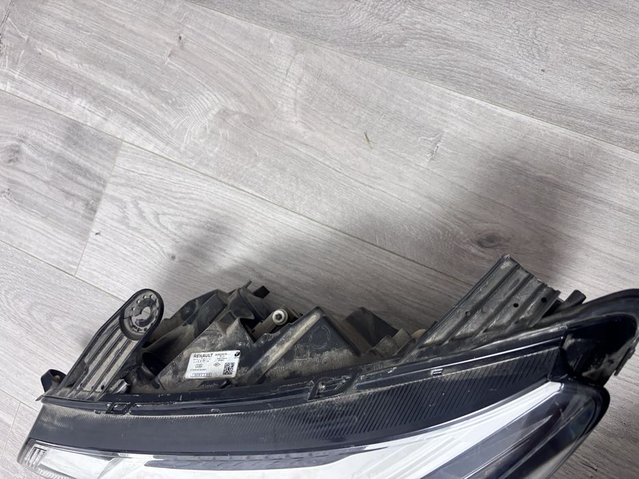 Far stanga alb led logan 3,sadero,jogger