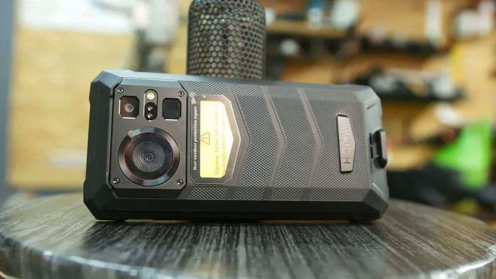 HOTWAV W11 12GB RAM 256GB ROM, 20800 mah батерия,64MP+24MP(нощ) камери