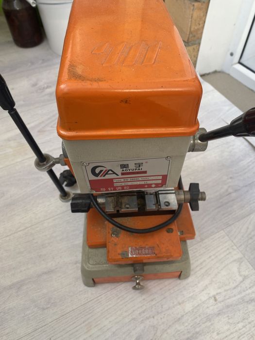 Станок для изготовления ключей