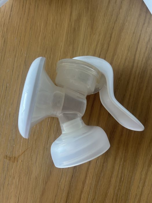 Подарявам Ръчна помпа за кърма Philips Avent
