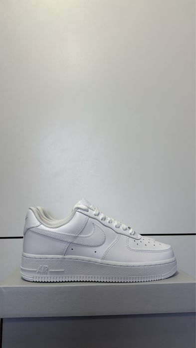 Air Force 1 Low | Triple White