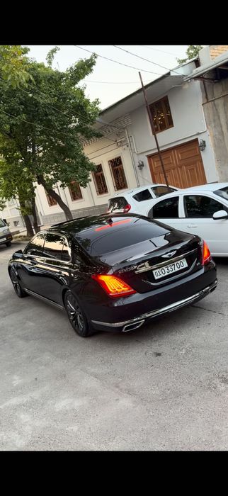 Hyundai Genesis G 90 201