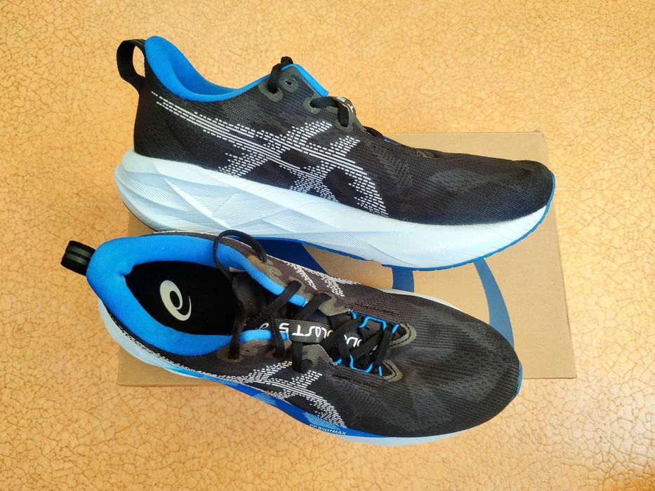ASICS NovaBlast 5 (EU 46)!