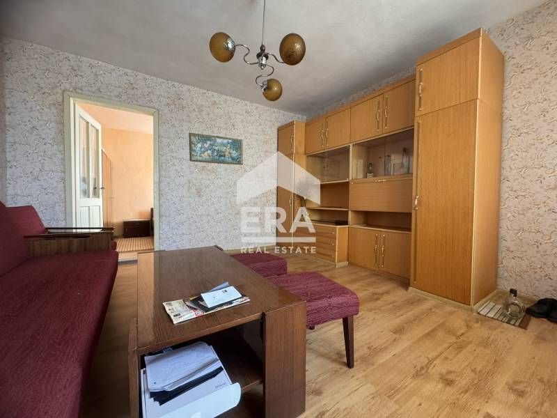 ЕКСКЛУЗИВНО! ЕРА ДРЪСТЪР предлага за продажба част от къща в с. Айдеми