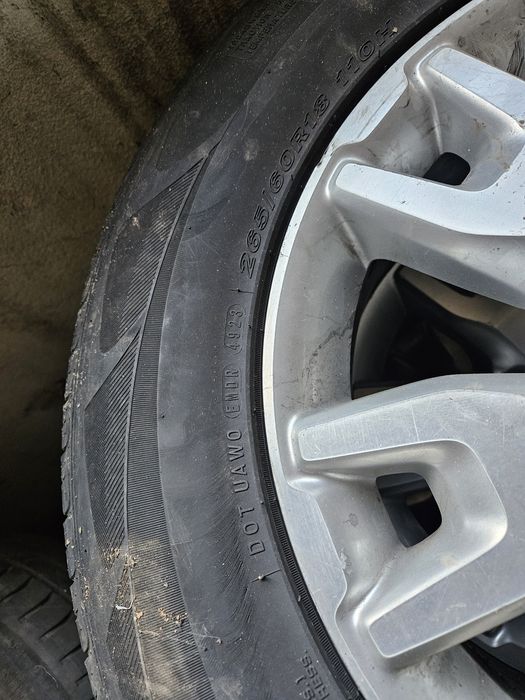 Джанти с Гуми 265/60 R18 NEXEN за Ford Ranger