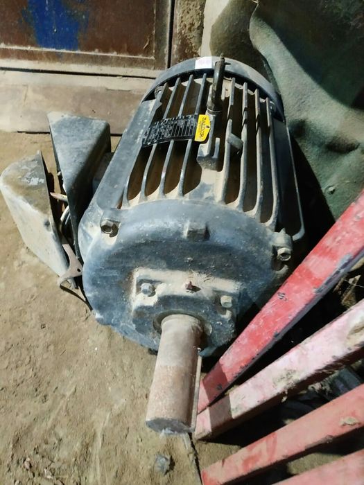 Электродвигатель