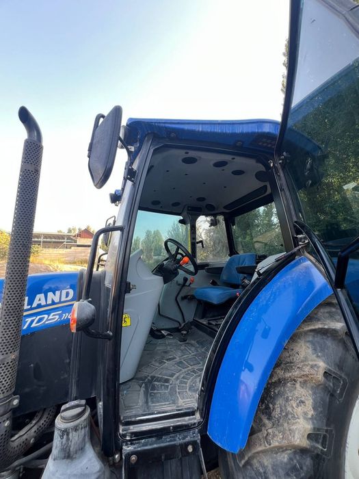 Трактор New Holland TD5 110