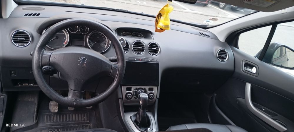 Vând Peugeot 308