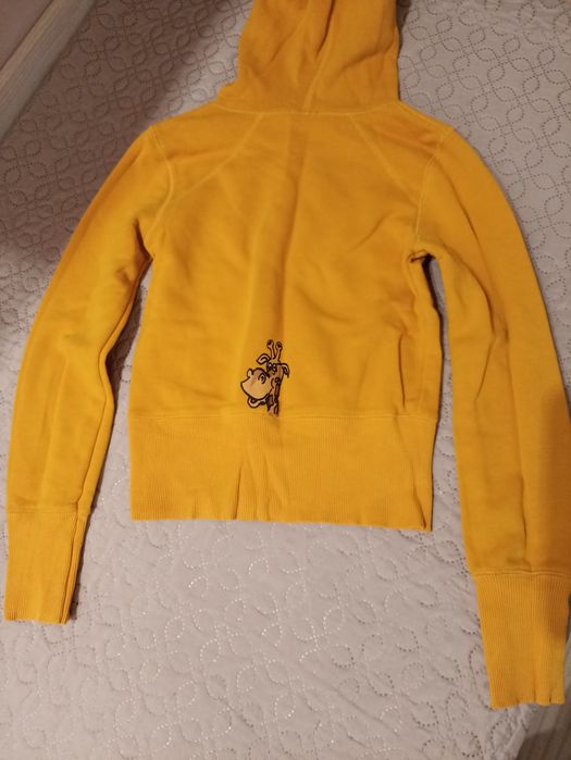 Дамски пуловери и суичъри